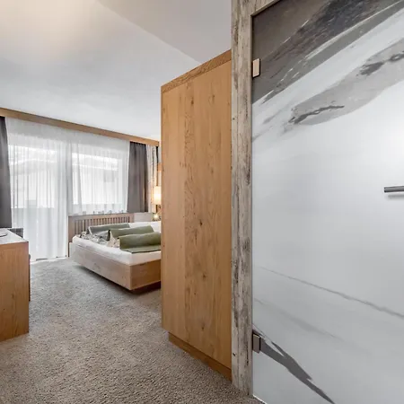 Bed & Breakfast Sportpension Carinthia Sölden