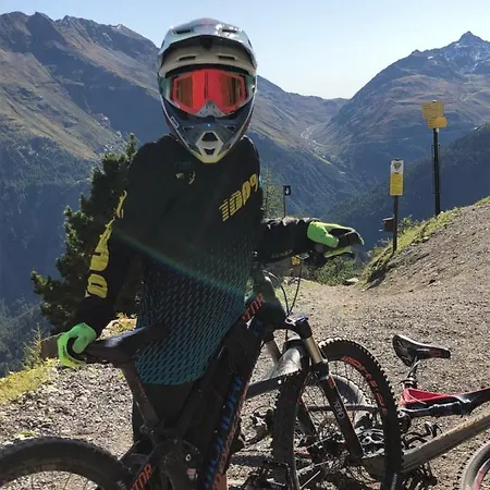 Bed & Breakfast Sportpension Carinthia Solden