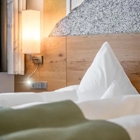 Sportpension Carinthia Bed & Breakfast 3*