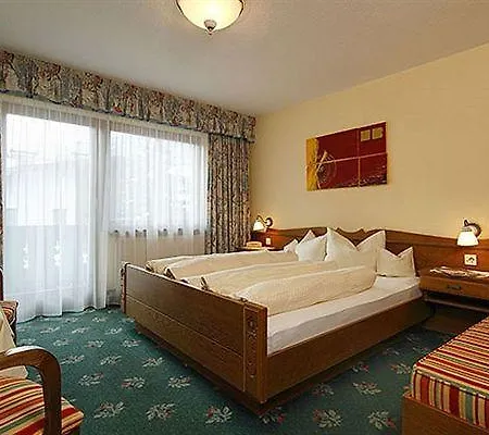 Sportpension Carinthia 3* Зёльден